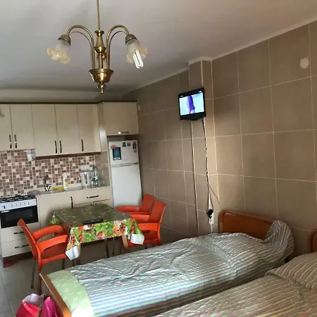 Apartamento Muthis Konumda Bahce Dairesi Size Ozel Ayvalı